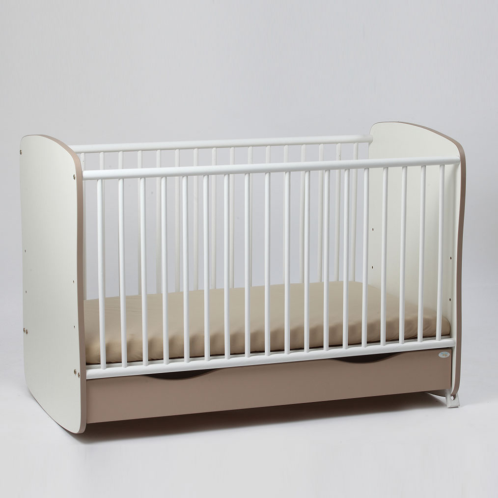 Patut bebe reglabil pe 3 nivele de inaltime clasic confort