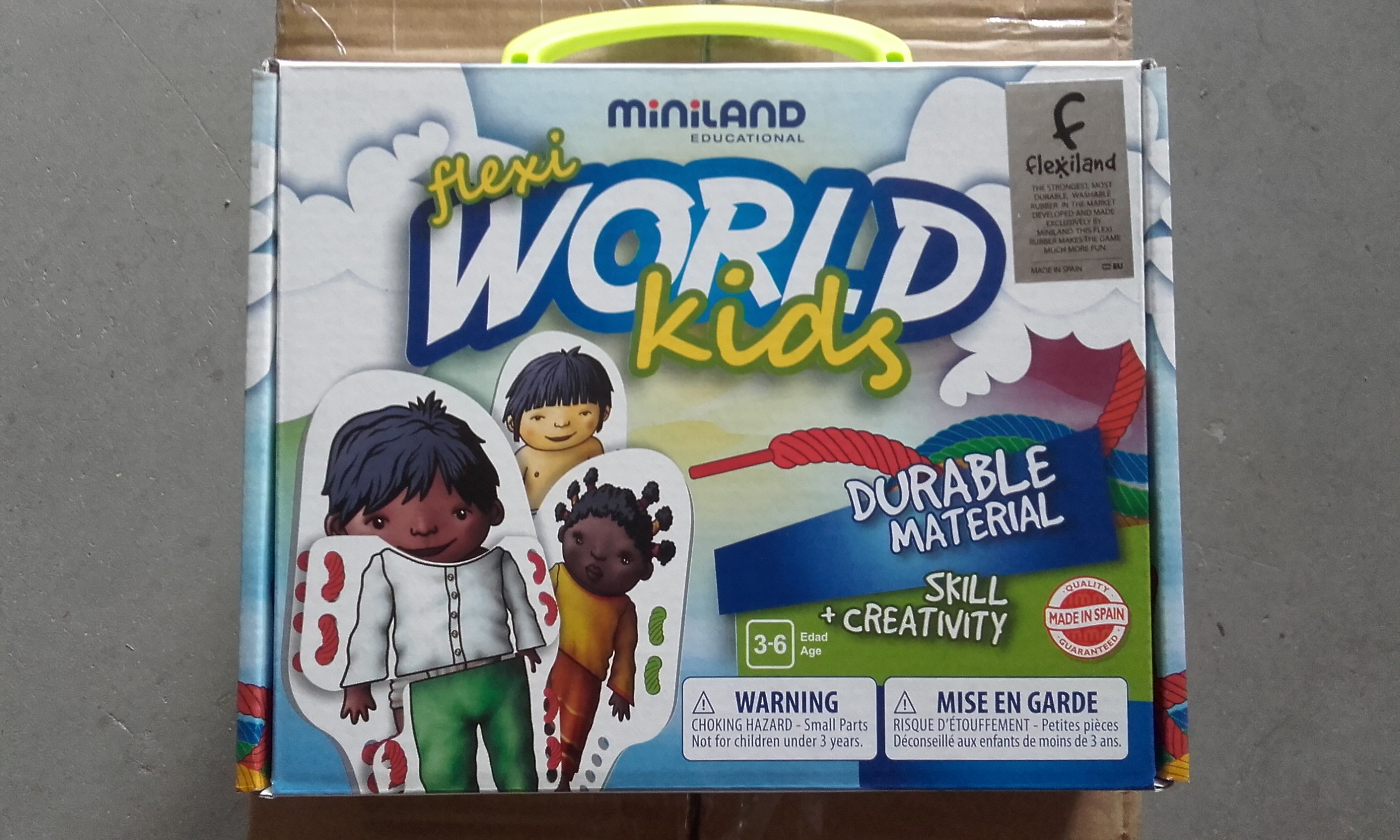 Joc De Insiretat Hainutele Copiilor - Miniland