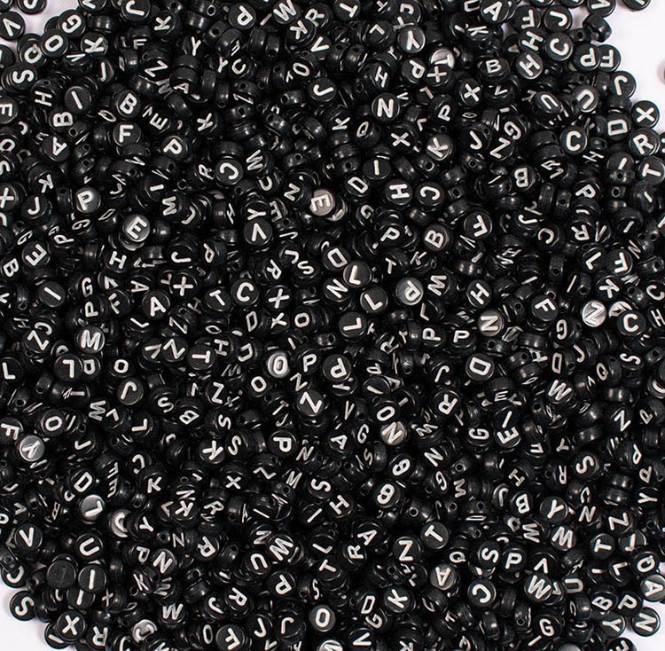 Set 500 margele negre plate cu litere