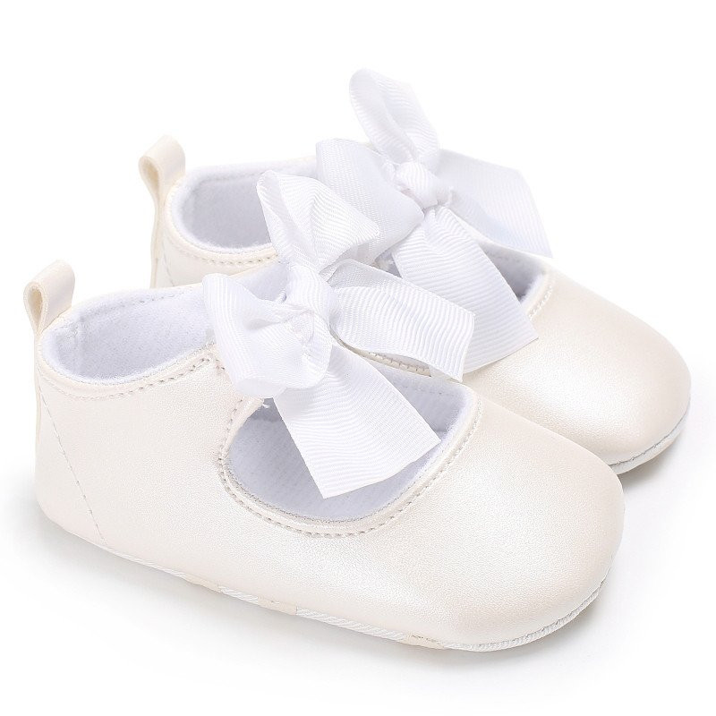 Pantofiori cu fundita (marime: 12-18 luni, culoare: alb perlat)