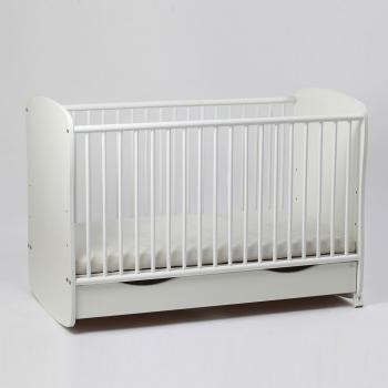Patut bebe reglabil pe 3 nivele de inaltime clasic confort cu saltea inclusa