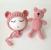 Set de caciulita cu ursulet pentru nou-nascut (culoare: roz inchis)