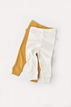 Set 2 pantaloni bebe unisex din bumbac organic si modal - mustar/ecru, baby cosy (marime: 6-9 luni)