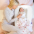 Salteluta bebelusi pentru dormit Clevamama pink 3212, testata impotriva alergenilor, certificata asthma & allergy friendly™