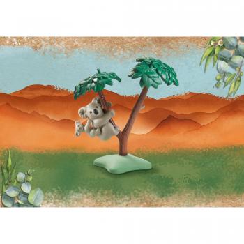 Koala cu pui in copac
