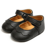 Pantofiori bebelus (culoare: negru, marime: 0-6 luni)