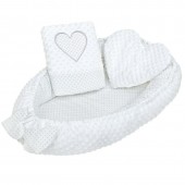 Set 3 piese luxury, baby nest cu doua fete, cu paturica si pernuta in forma de inima, new baby, minky heart white